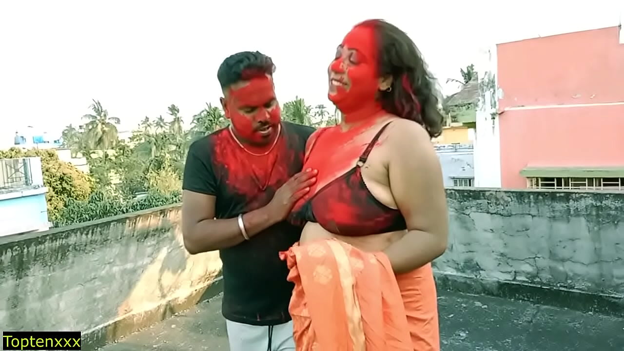 Tamil boy hardcore sex with two Milf Slut aunty on Holi in Indian aunty sex