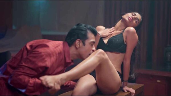 Thand Ka Maza 2024 Bigshots Originals Hindi Porn Web Series Ep 9