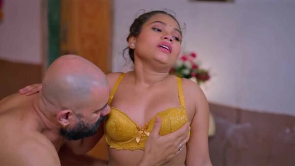Thand Ka Maza 2024 BIGShots Hindi Porn Web Series Ep 8