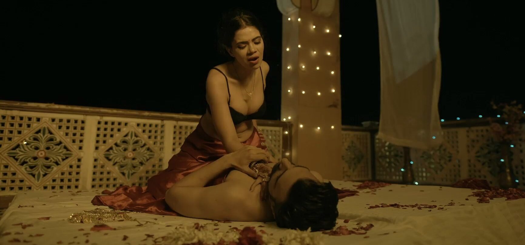 Red Light 2024 Ullu Hindi Hot Web Series Episode 2