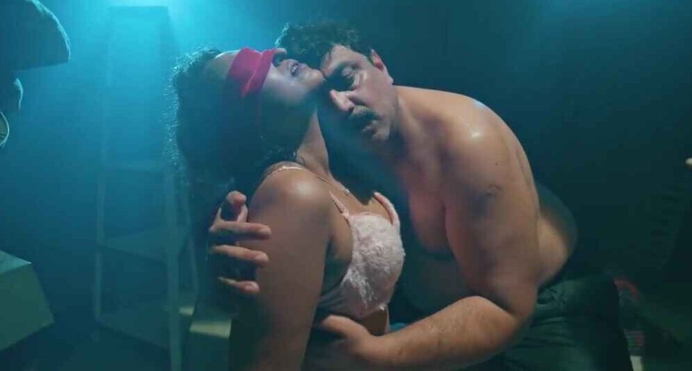 Raat Baaki Hai 2024 Ullu Originals Hindi XXX Web Series Ep 4