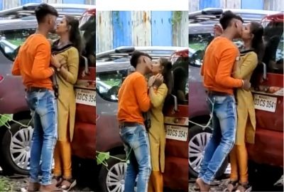 Masa49 Desi viral mms young couple kissing and pressing boobs in public area