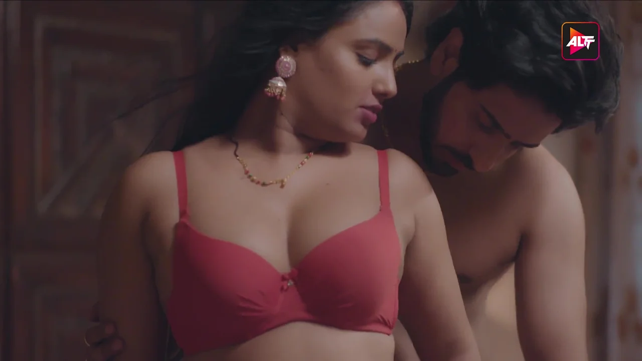 Ghoonghat Ki Aad Mein 2024 AltBalaji App Hindi XXX Web Series Ep 4