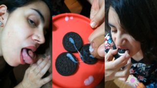 Uncutmasti sexy horny Muslim girl blowjob dekar Cum Wala Oreo Kha Rahi Hai Must watch viral mms