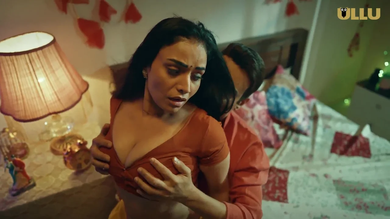 Kundi Mat Khadkao Raja EP6 Ullu Hindi XXX Web Series 2025